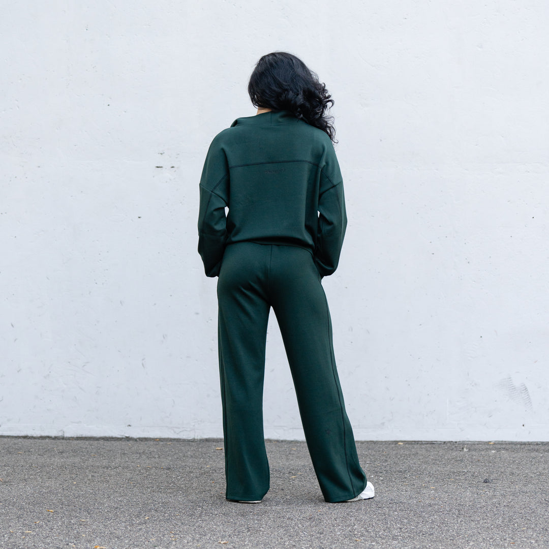Aura Women’s Flare Sweats [EMERALD]