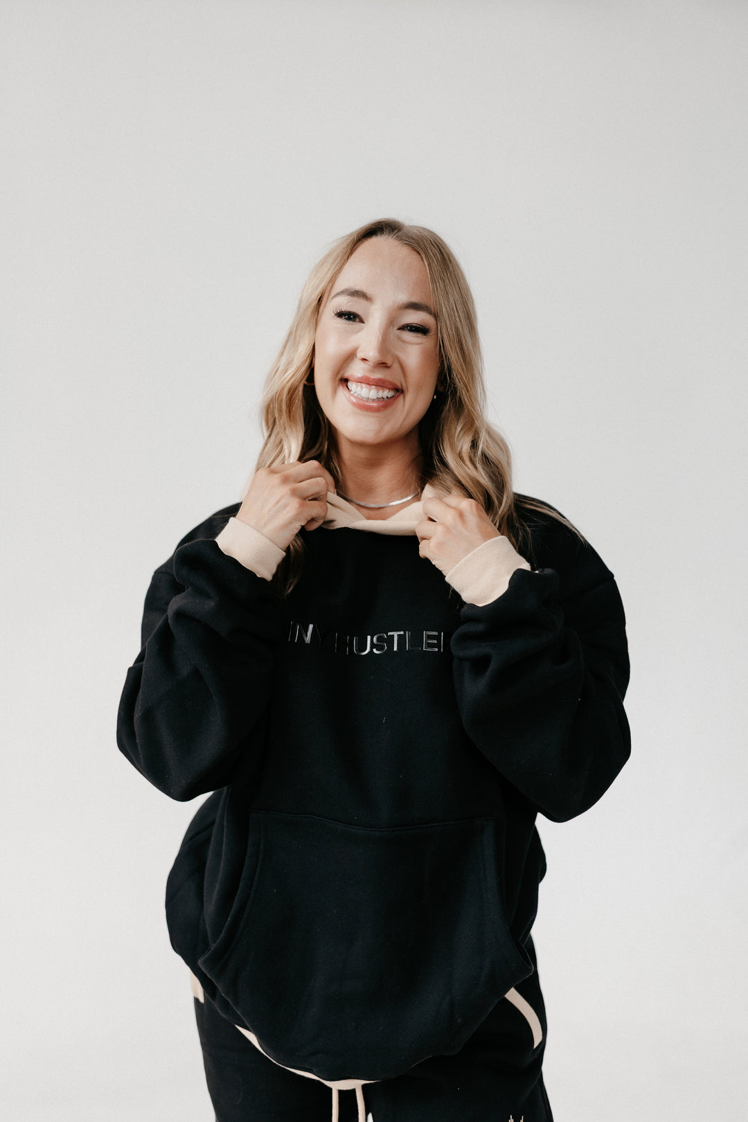 Hustlers Relaxed Lounge Hoodie [BLACK]