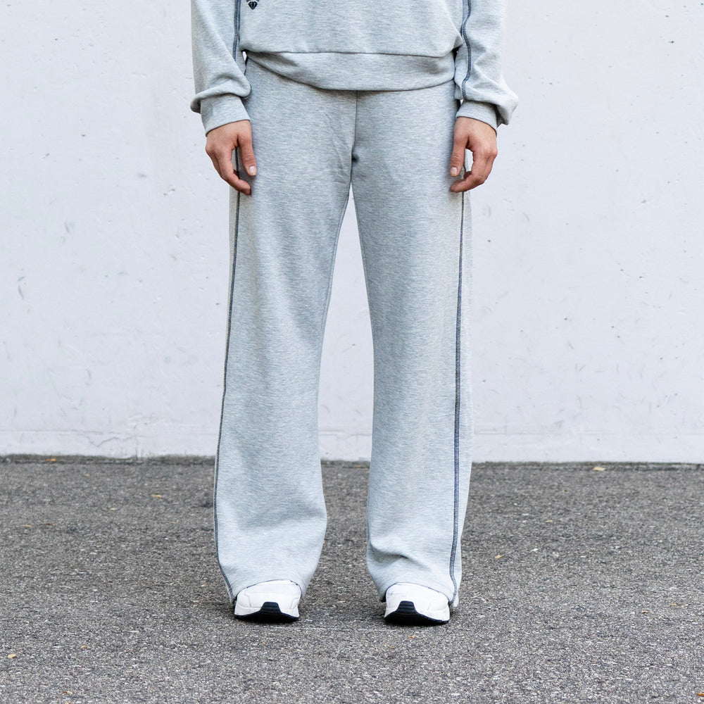 Aura Women’s Flare Sweats [ATHLETIC HEATHER]